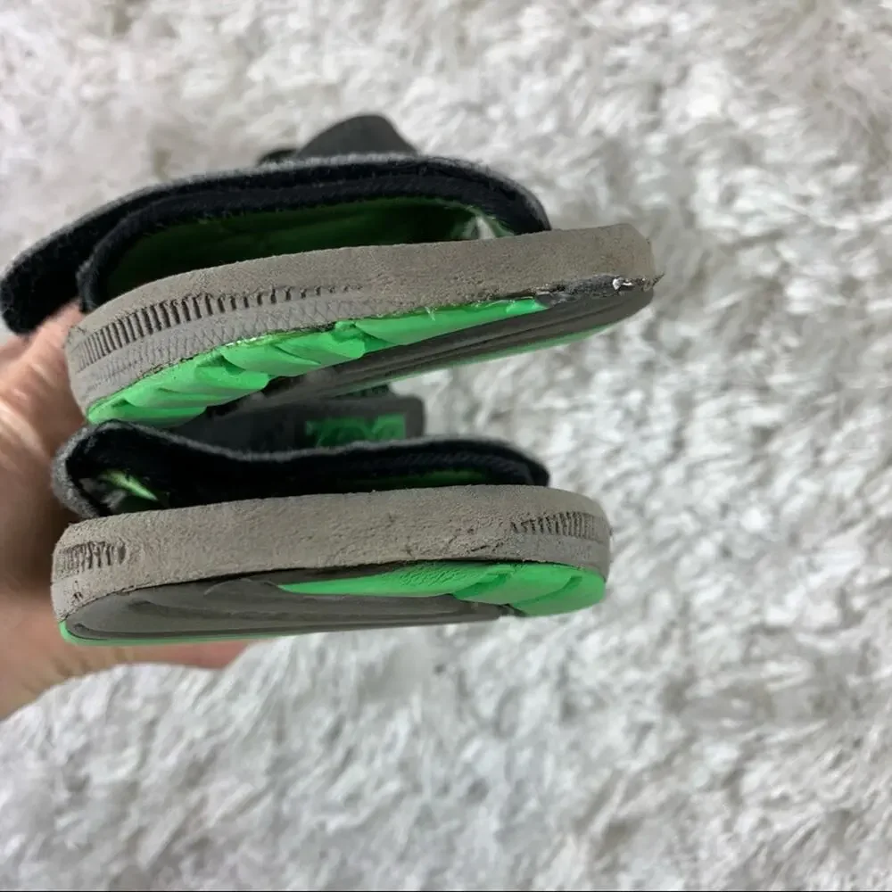 Teva Grey Green Kids Sandals ? Size 3